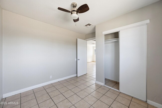 Building Photo - 5206 W Ocotillo Rd