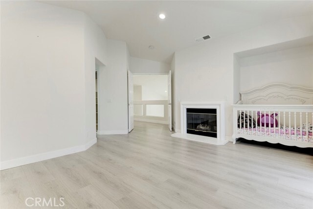 Building Photo - 27943 Brookdale Ct