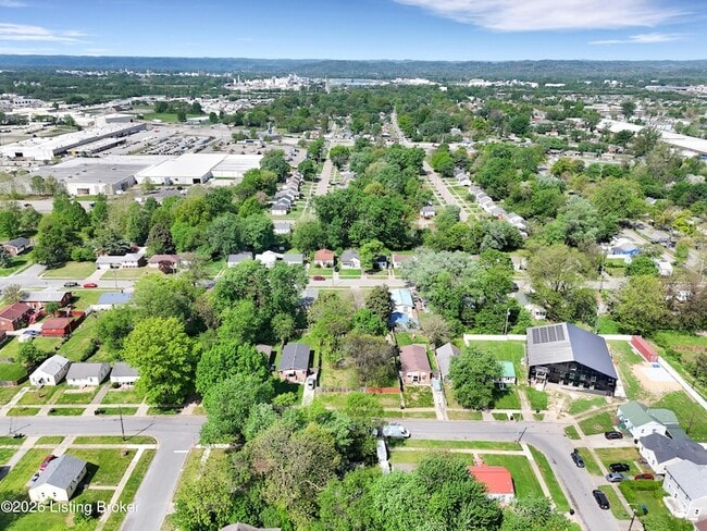 Building Photo - 1927 S 28th St