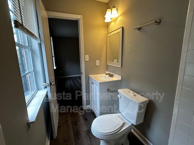 Building Photo - 4565 Rockdale Ct