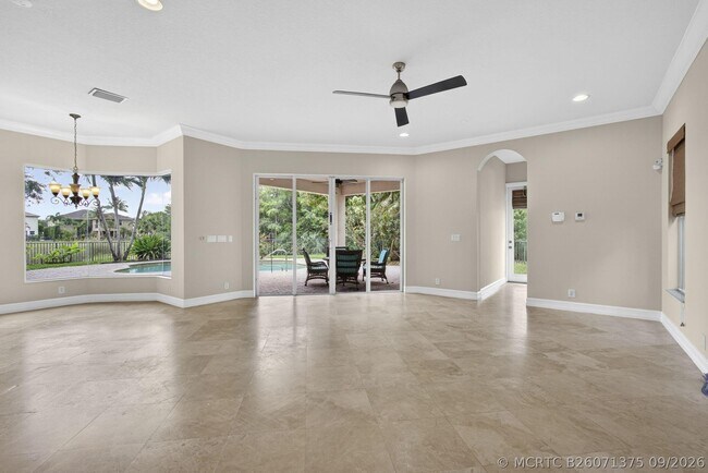 Building Photo - 625 Glenfield Way