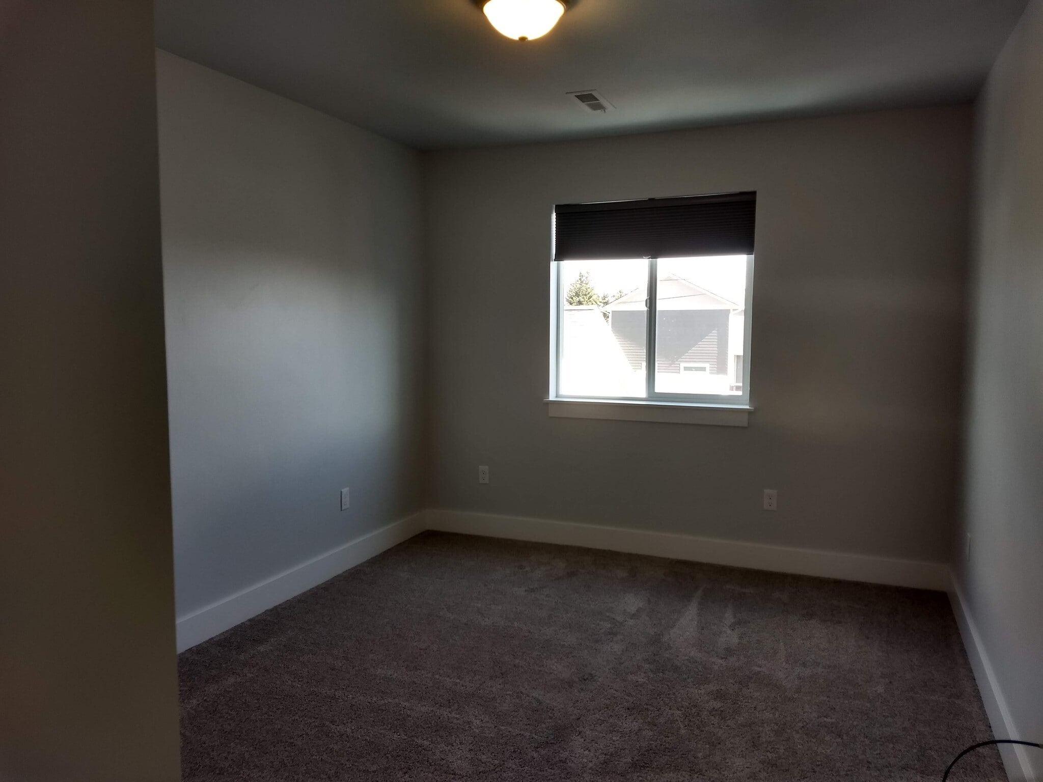 Building Photo - 712 N 12th St