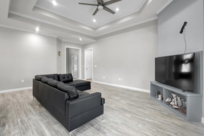 Building Photo - 14609 Jim Stowe Rd