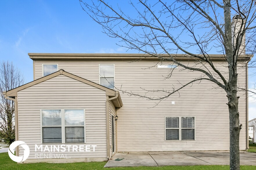 Building Photo - 11705 Rossmore Dr