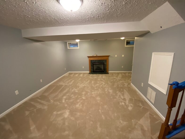 Basement Rec Room 18’7 x 18 - 7812 Foxfarm Ln