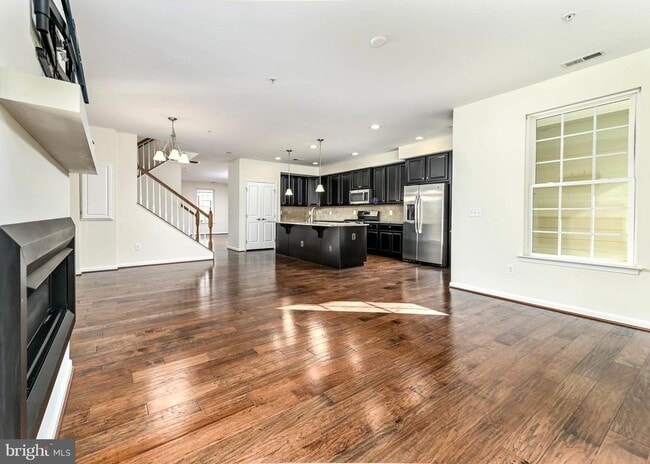 Building Photo - 459 Kornblau Terrace SE