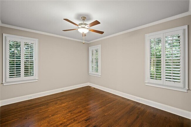 Building Photo - 710 Weybridge Pl
