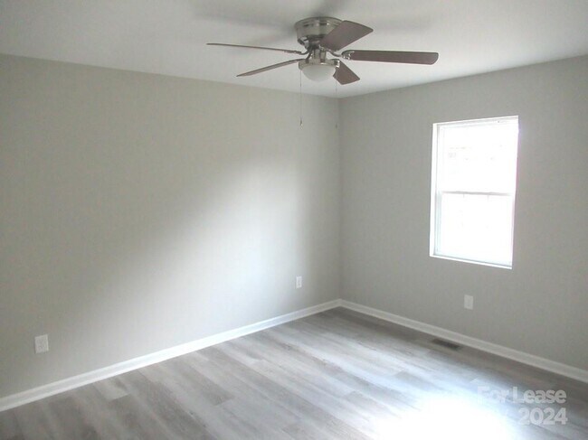 Building Photo - 2967 Gaston-Webbs Chapel Rd