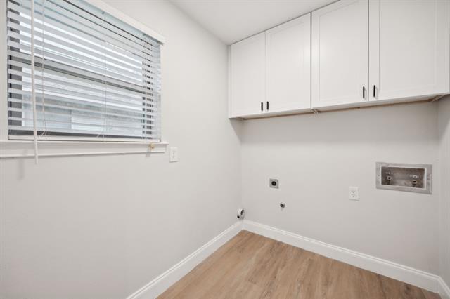 Building Photo - 3413 Parkhaven Dr