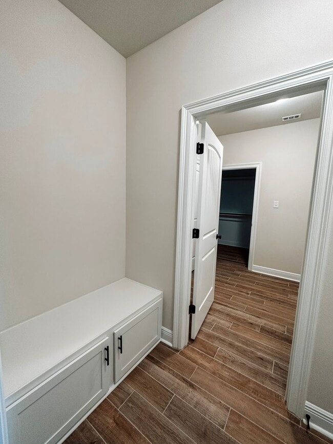 Building Photo - 3/2 House in The Bluffs at Lafayette