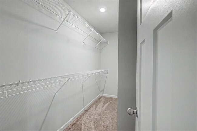 Building Photo - 1360 Sugar Glen Ct