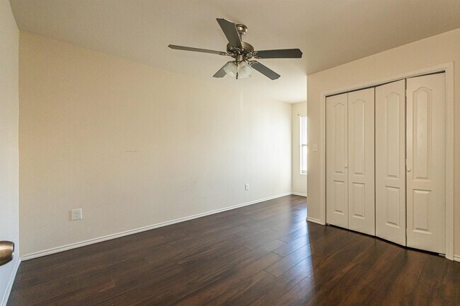 Building Photo - 108 Niagara Dr.