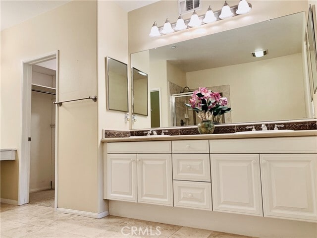 Building Photo - 67 Reunion