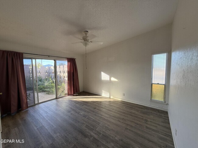 Building Photo - 3216 Drumond Rd