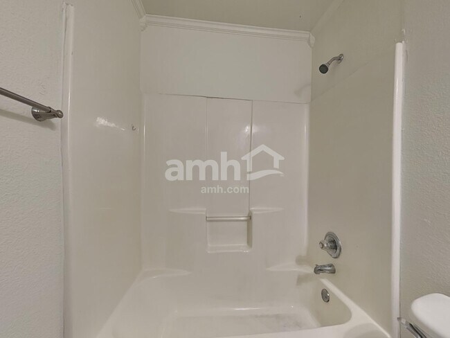 Building Photo - 1898 Barton Springs Dr