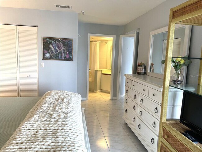 Building Photo - 1401 S McCall Rd