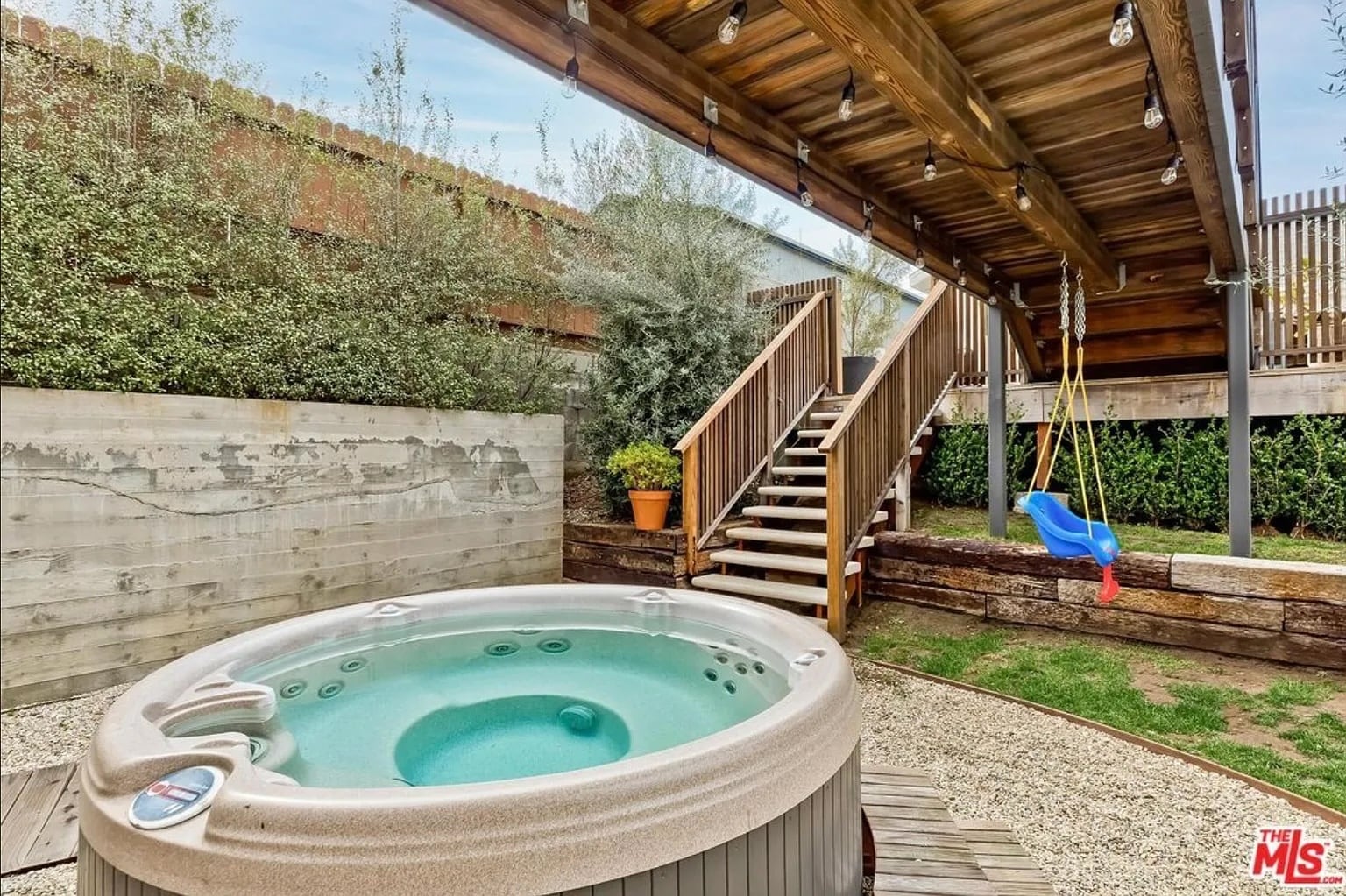 Building Photo - 1388 Lucile Ave