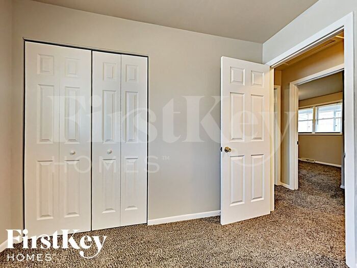 Building Photo - 14725 Memorial Dr