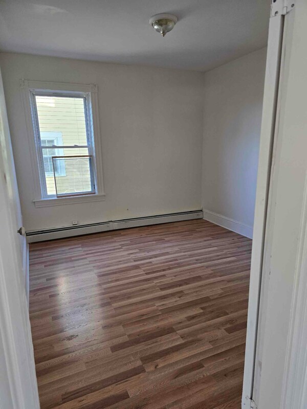 Building Photo - 80 Potters Ave