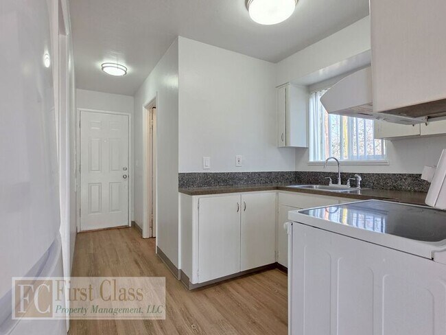 Building Photo - 12345 SW Hall Blvd