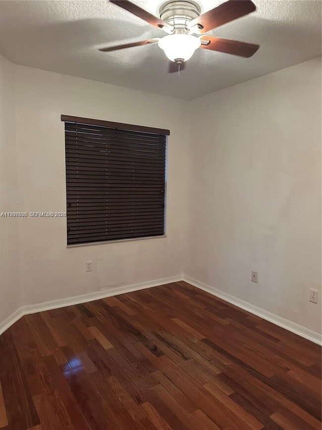 Building Photo - 2191 Anchor Ct