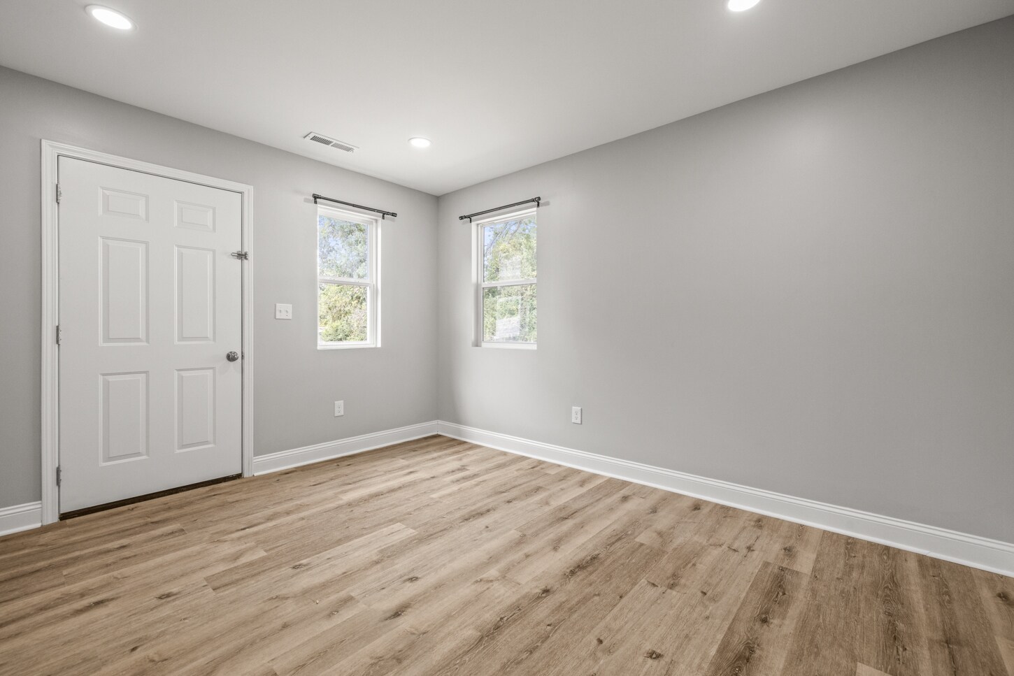 Family/Bonus Room - 14002 Creely Dr SW