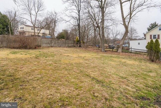 Building Photo - 994 Upper Gulph Rd