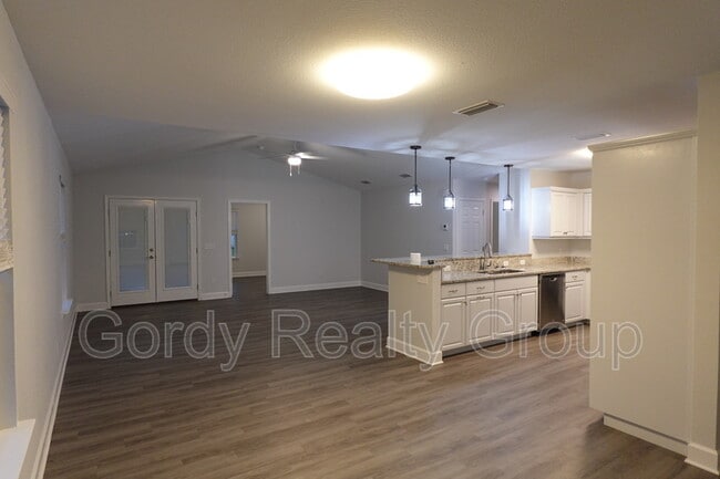 Building Photo - 4772 Rill Loop