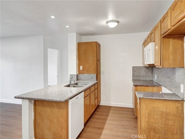 Building Photo - 4727 W 147th St