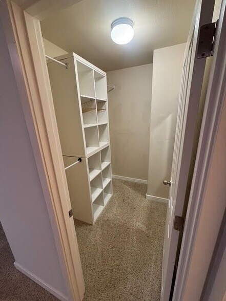 Building Photo - 845 NE 109th Ct