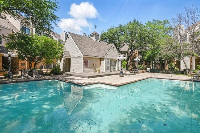 Building Photo - 5325 Bent Tree Forest Dr