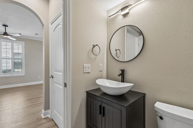 Building Photo - Coastal Luxury Townhome in Gated Amelia Island Community with Elevator & Garage