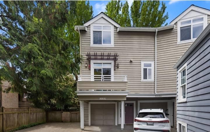 Building Photo - 4135 Chilberg Ave SW