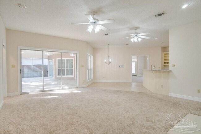 Building Photo - 3461 Oakmont Dr