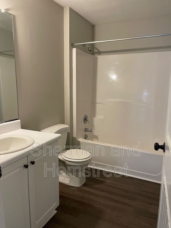 Building Photo - 3301 London Ct SW