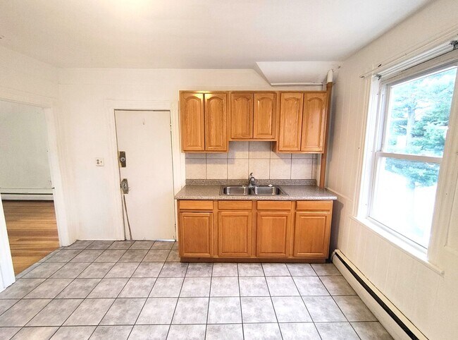 Building Photo - 3 Veto St