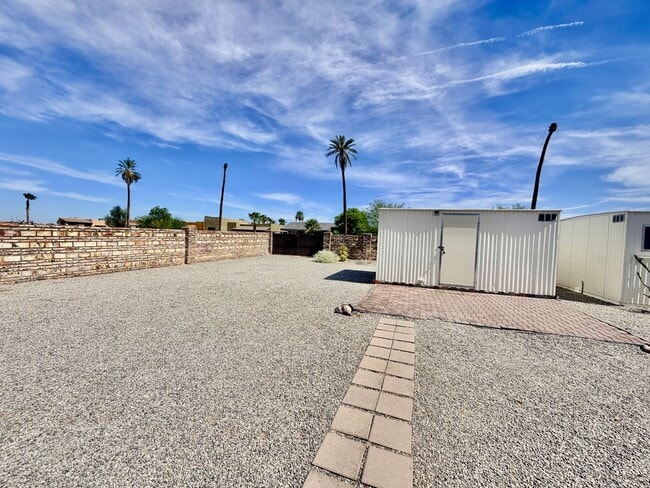 Building Photo - Remodeled Foothills Park Model with Desert Access, Mountain Views & Low-Maintenance Living