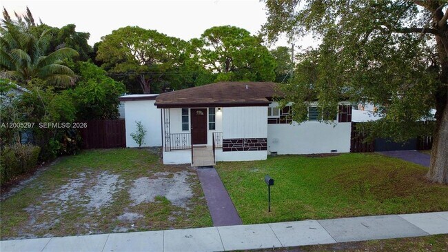 Building Photo - 1715 NW 180th Terrace