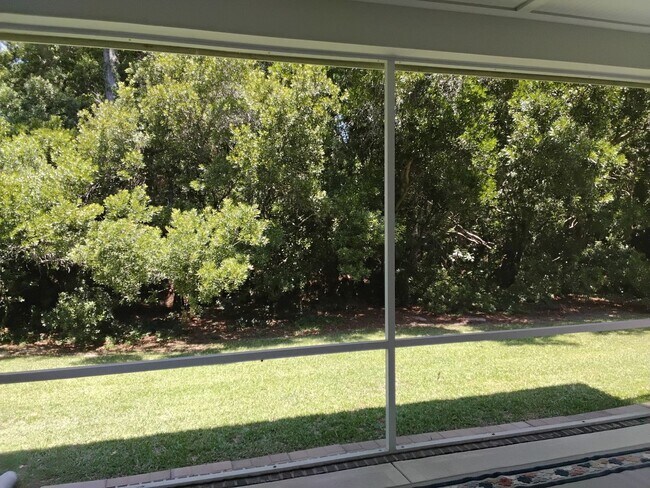 Building Photo - 4 Bedroom home in Beaufort