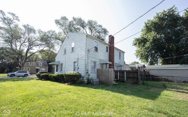 Building Photo - 1320 N Alton Ave