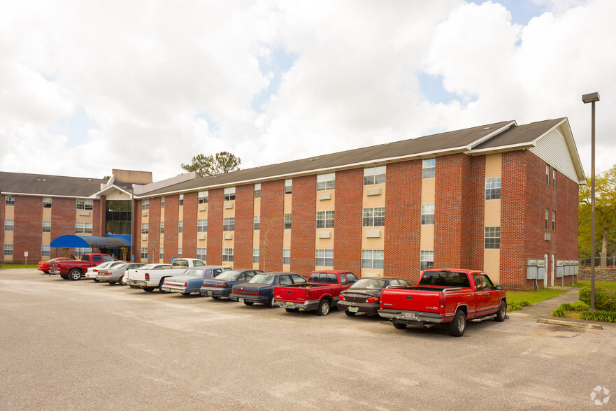 Primary Photo - High Pointe Senior Apartments