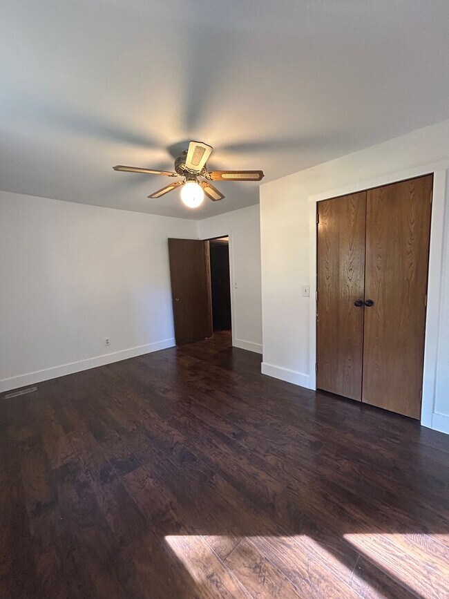 Building Photo - Charming 3-Bed Home in Bella Vista, AR