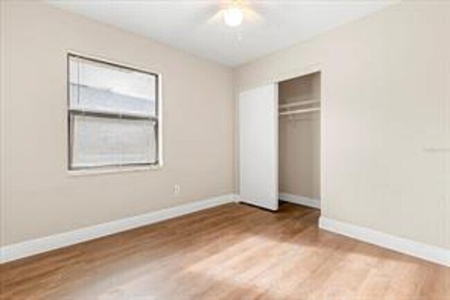 Building Photo - FOR RENT!!! CHARMING AND COZY 3 BEDROOM 2 ...