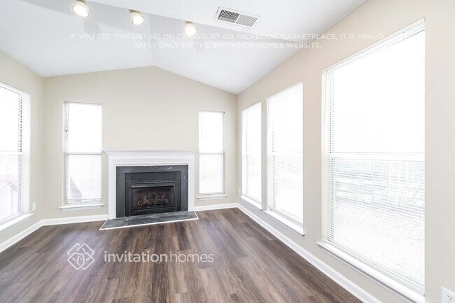 Building Photo - 8532 Woodford Bridge Dr