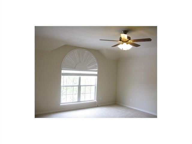 Building Photo - 1313 Sunderland Ct