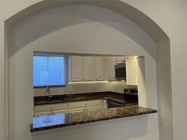 Building Photo - 4627 Legacy Park Dr