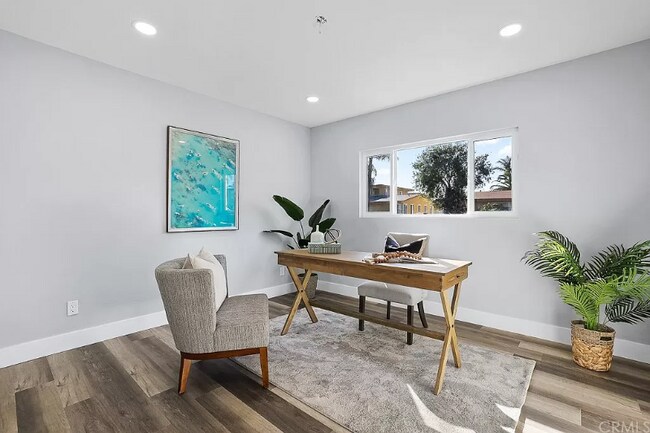 Building Photo - 846 W 29th St