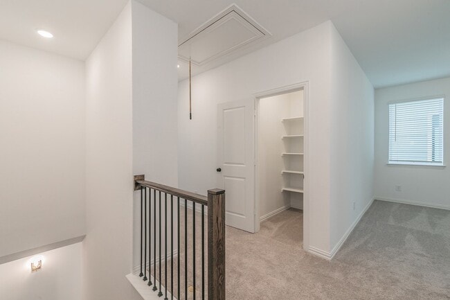 Building Photo - 1145 Concan Dr