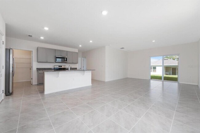 Building Photo - 1296 Cascades Ave