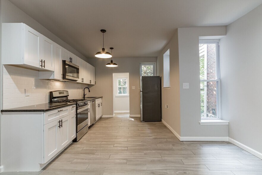 Building Photo - 5628 Broomall St